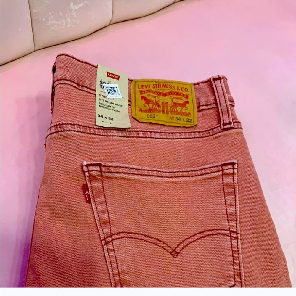 Levi’s 502 taper